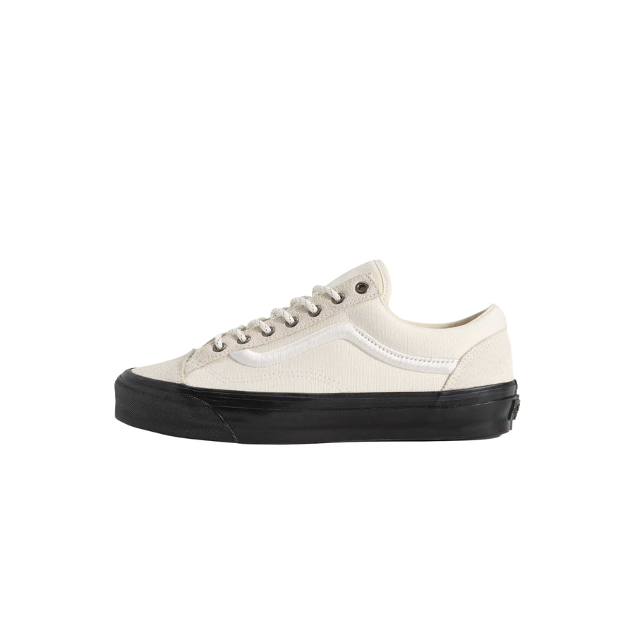 ヴァンズ オールドスクール Vans Premium Old Skool "Classic White" VN000D9R2VZ
