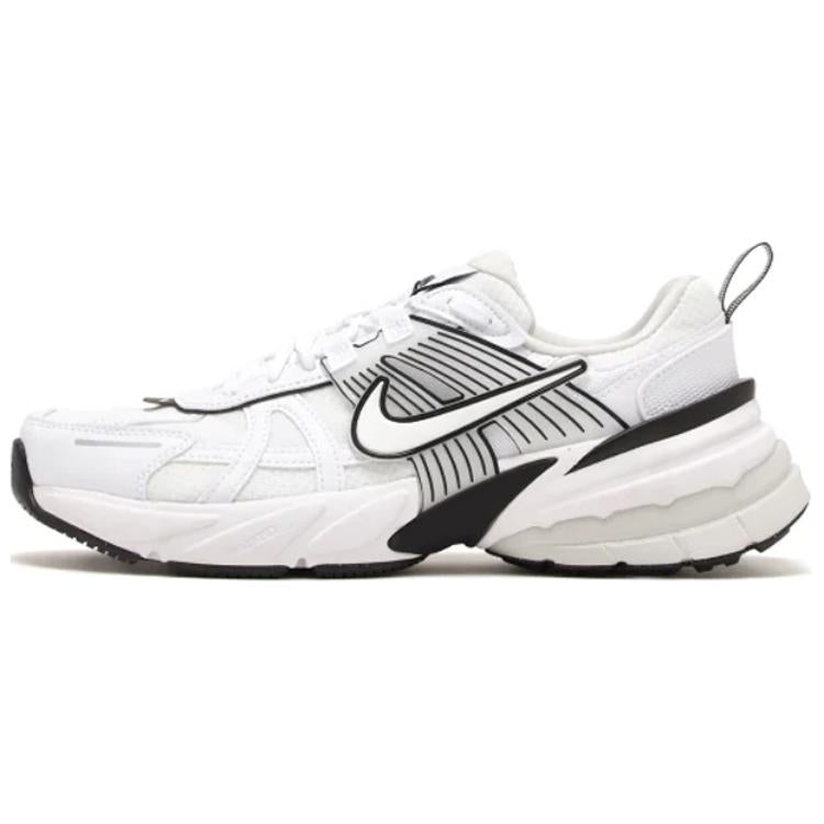 ナイキ V2K ラン Nike Women's V2K Run "White/Platinum Tint/Summit White/White" HF5342-100
