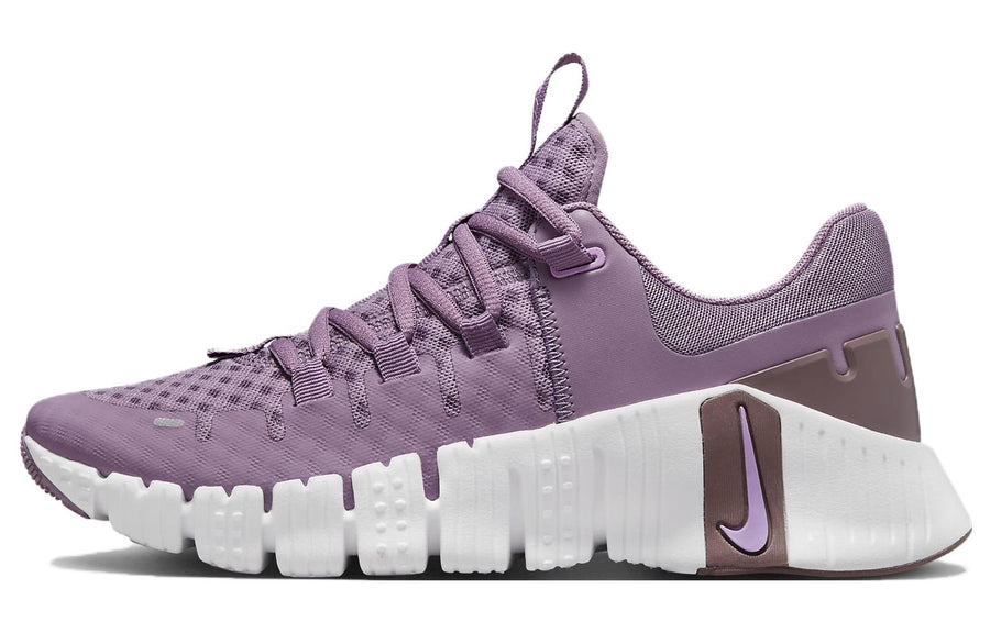 ナイキ Nike Women's Free Metcon 5 "Violet Dust/Plum Eclipse/Rush Fuchsia" DV3950-500