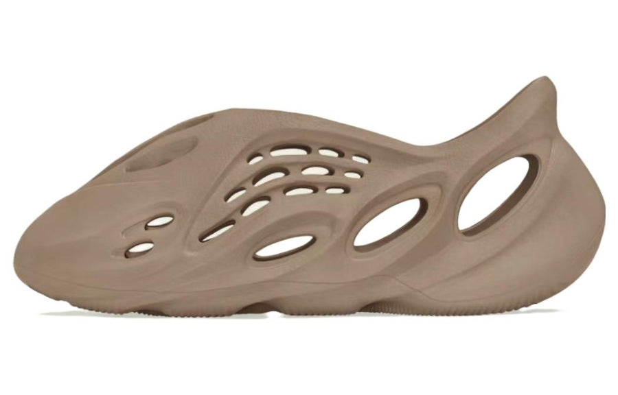 アディダス イージー adidas YEEZY Foam Runner "Mist" GV6774