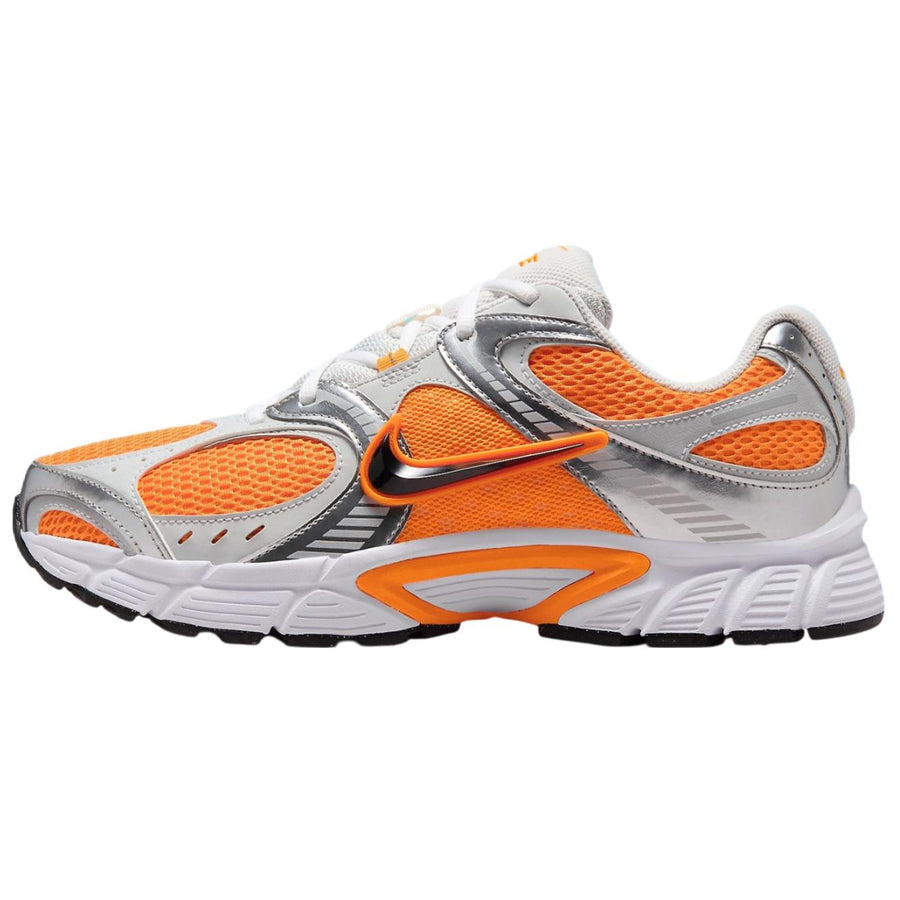ナイキ Nike V5 RNR "Bright Ceramic/Photon Dust/Platinum Tint/Black" HJ5228-800