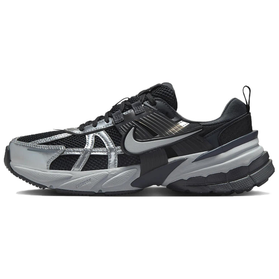 ナイキ V2K ラン Nike Women's V2K Run "Black/Anthracite/Dark Smoke Grey/Metallic Silver" FD0736-005