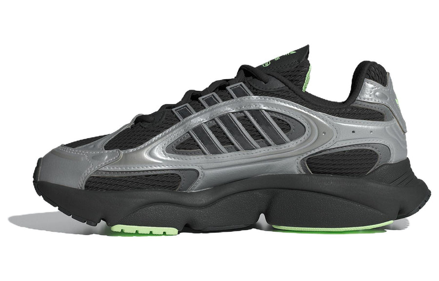 アディダス adidas Ozmillen "Core Black/Carbon/Green Spark" IE5842