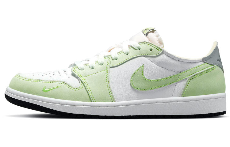 エアジョーダン1 Nike Air Jordan 1 Low OG "Ghost Green" DM7837-103