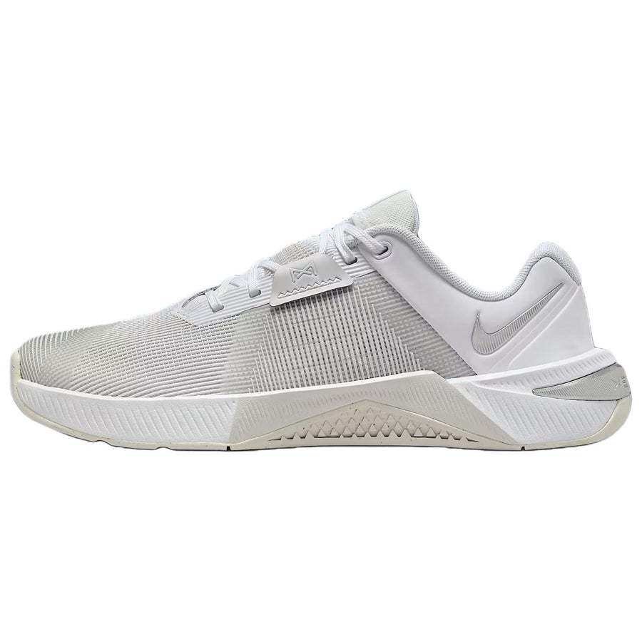 ナイキ Nike Women's Metcon 10 "White/Platinum Tint/Wolf Grey/Metallic Silver" HQ2620-100