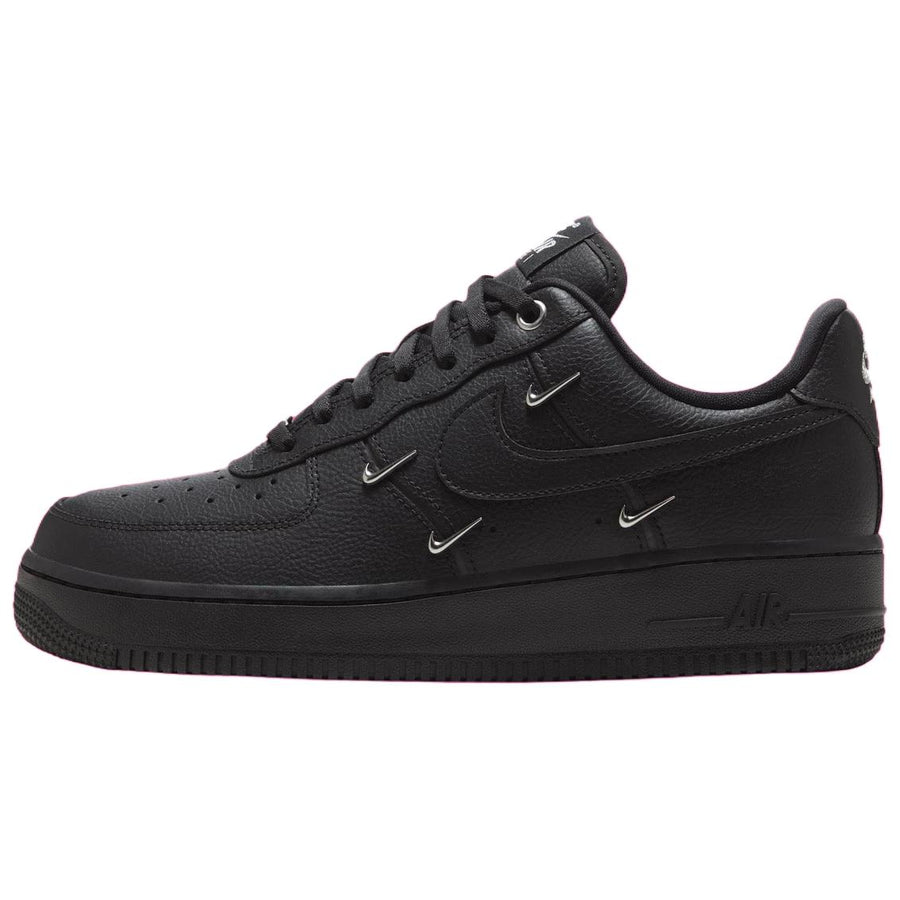 ナイキ エアフォース1 Nike Women's Air Force 1 Low "Black/Metallic Silver" HQ1180-001