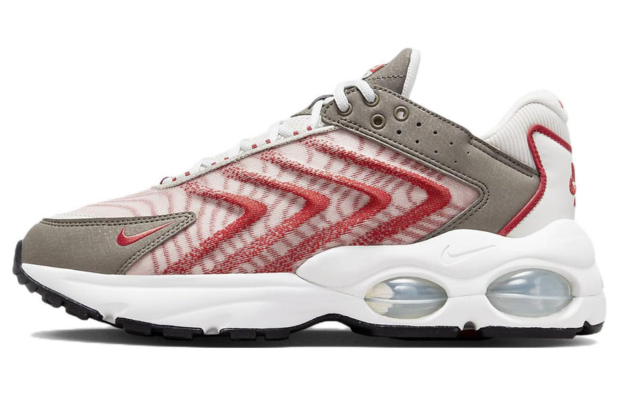 ナイキ エアマックス Nike Air Max TW "Light Bone/Olive Grey/Summit White/Red Clay" DQ3984-002