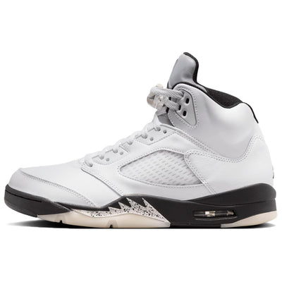 エアジョーダン5 Nike Air Jordan 5 Retro "White and Black" DD0587-110