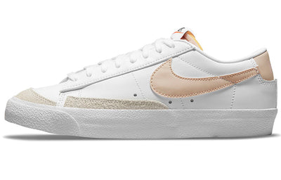 ナイキ ブレーザー NIKE Women's BLAZER LOW '77 "WHITE/RATTAN" DC4769-106