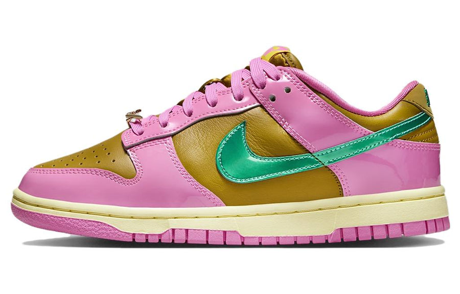 ナイキ ダンク Parris Goebel × Nike Women's Dunk Low QS "Playful Pink" FN2721-600