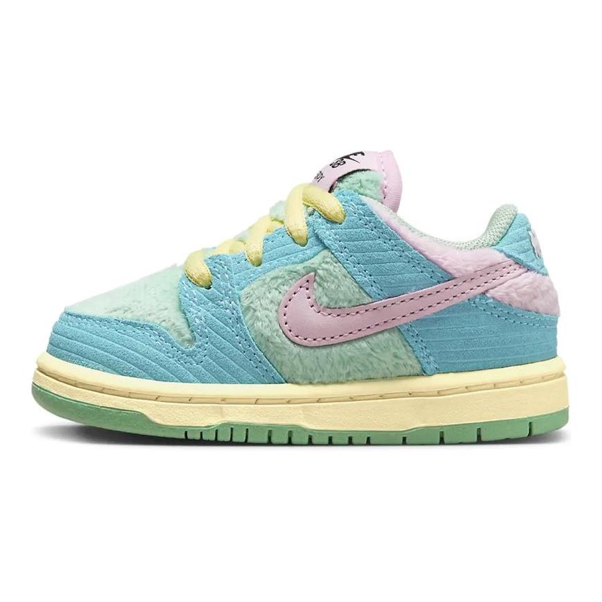 ナイキ SB ダンク VERDY × Nike SB Dunk Low Pro QS "Visty/Blue Gaze and Enamel Green" FZ7194-400