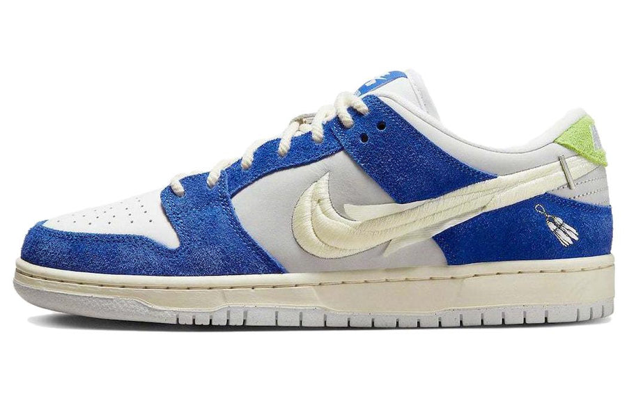 ナイキ SB ダンク Fly Streetwear × Nike SB Dunk Low "Gardenia" DQ5130-400