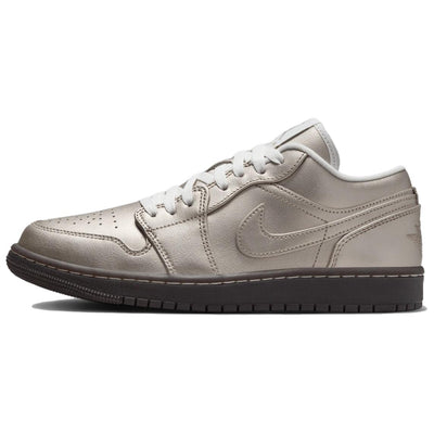 エアジョーダン1 Nike Women's Air Jordan 1 Low SE "Metallic Zinc" HQ3529-099