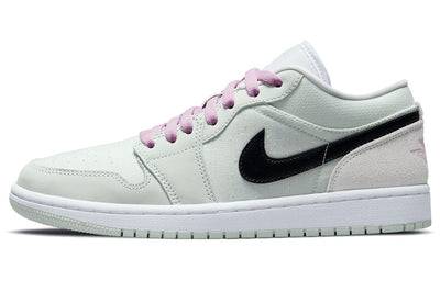 エアジョーダン1 Nike Women's Air Jordan 1 Low "Barely Green" CZ0776-300