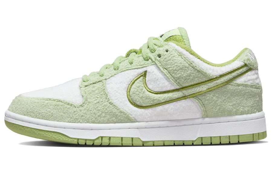 ナイキ ダンク Nike Women's Dunk Low SE "Honeydew" DQ7579-300