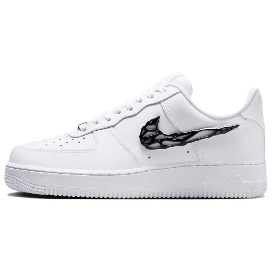 ナイキ エアフォース1 Nike Women's Air Force 1 Low '07 LX "Metal Swoosh/White/Black" IF1686-101