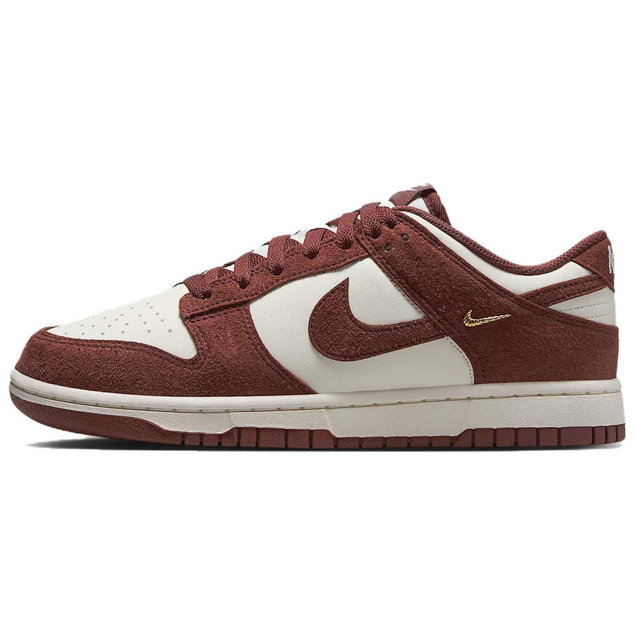 ナイキ ダンク Nike Women's Dunk Low "Sail/Metallic Gold/Red Sepia" IB4417-104