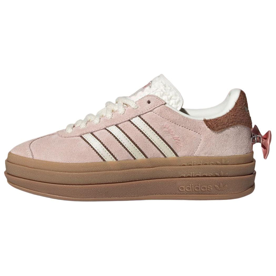 アディダス ガゼル Disney Aristocats × adidas Women's Gazelle Bold "Marie" JR4244