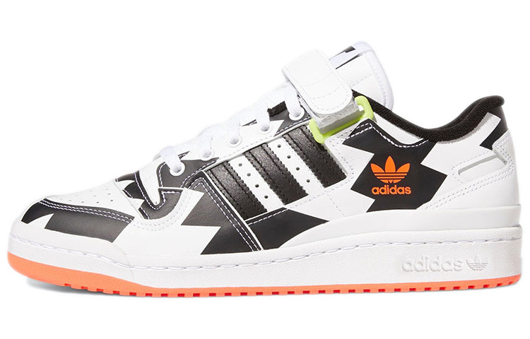 アディダス フォーラム Trae Young × adidas Forum Low "Core Black/Footwear White/Solar Red" GX6128