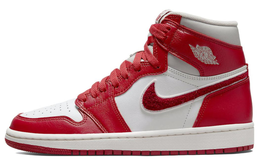 エアジョーダン1 Nike Women's Air Jordan 1 High OG "Newstalgia" DJ4891-061