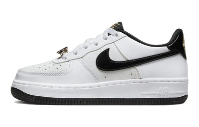 ナイキ エアフォース1 Nike GS Air Force 1 Low '07 LV8 "World Champ/White and Black" DQ0300-100