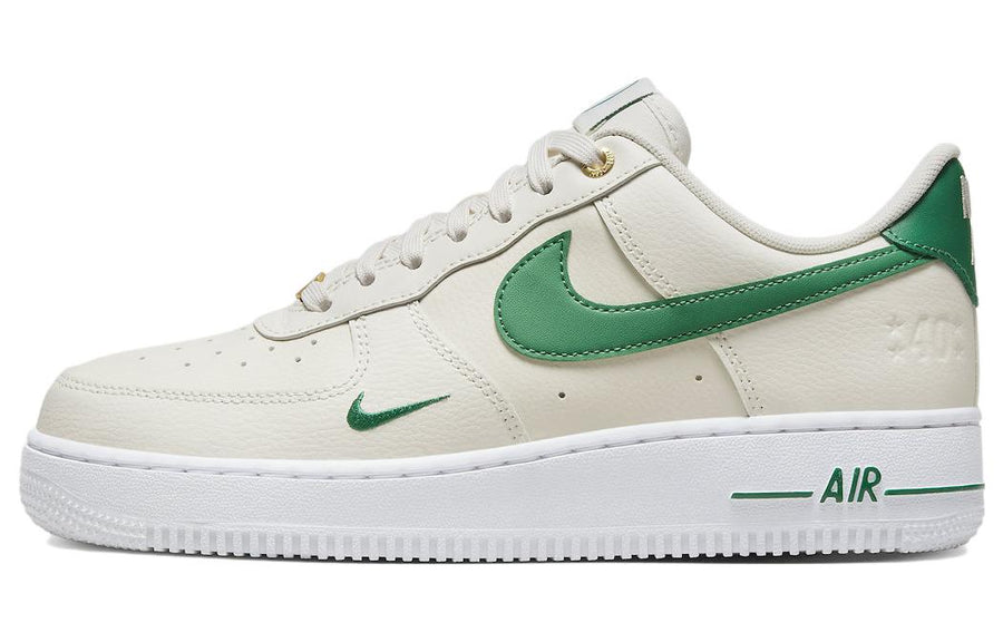 ナイキ エアフォース1 Nike Women's Air Force 1 Low 40th Anniversary "Sail/Malachite/White/Metallic Gold" DQ7582-101