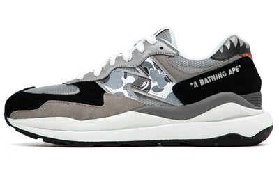 ニューバランス A BATHING APE × New Balance 57/40 "Gray" M5740BAP