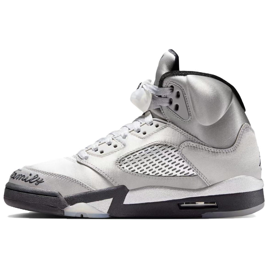 エアジョーダン5 Nike Women's Air Jordan 5 "Wings" IO2038-001