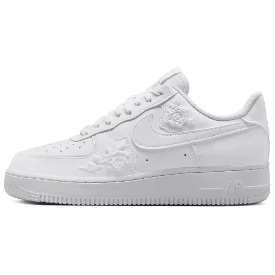 ナイキ エアフォース1 Nike Women's Air Force 1 '07 "White Roses" HF2016-100