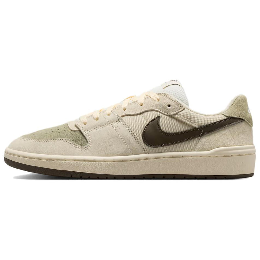 ナイキ Nike SB Code 58 "Pale Ivory/Light Khaki" IB0108-101
