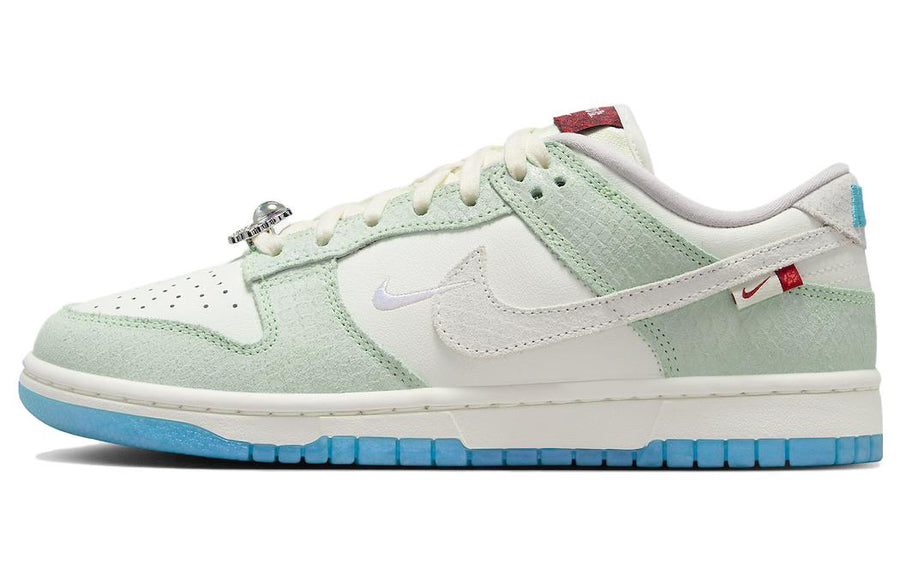 ナイキ ダンク Nike Women's Dunk Low LX "Chinese New Year/Year of the Dragon" FZ5065-111