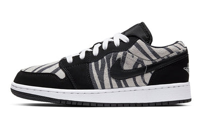 エアジョーダン1 Nike GS Air Jordan 1 Low "Zebra/Safari" 553560-057