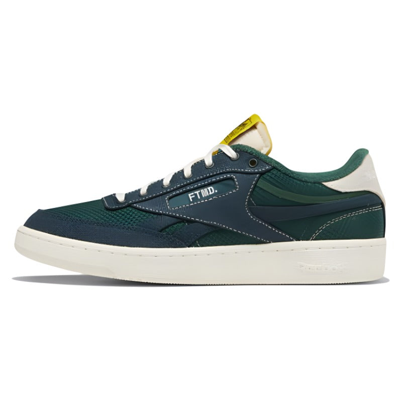 リーボック クラブシー FUTUREMADE STUDIO × Reebok Club C Revenge Vintage "Dark Green" HQ2203