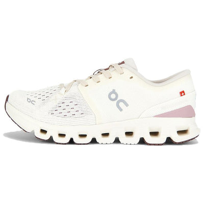 オン クラウドX On Women's Cloud X 4 "Ivory/Heron" 3WE30074740