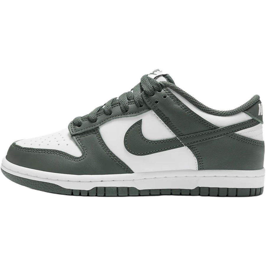 ナイキ ダンク Nike GS Dunk Low "White/White/Vintage Green" FB9109-120