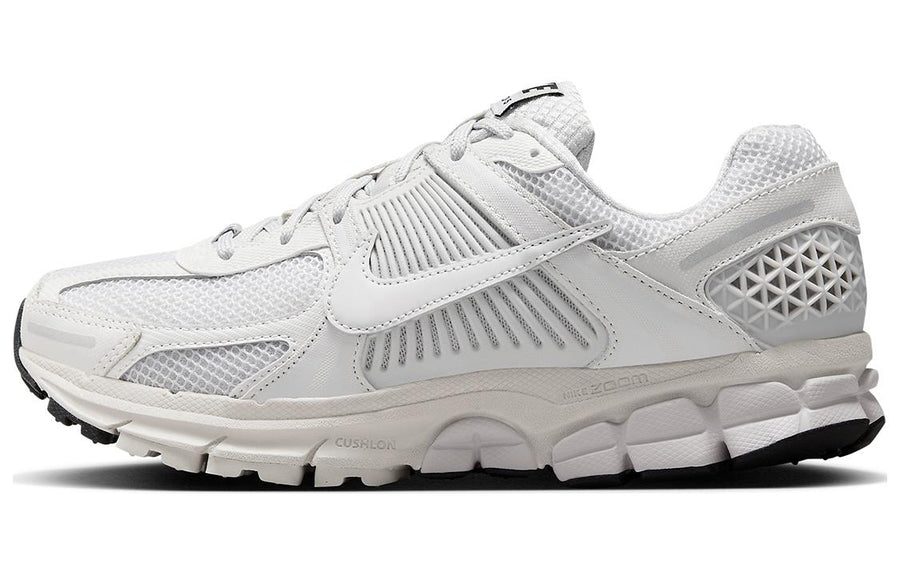 ナイキ ボメロ Nike Women's Zoom Vomero 5 "White/Black/Sail/Bust Gray" FQ7079-100