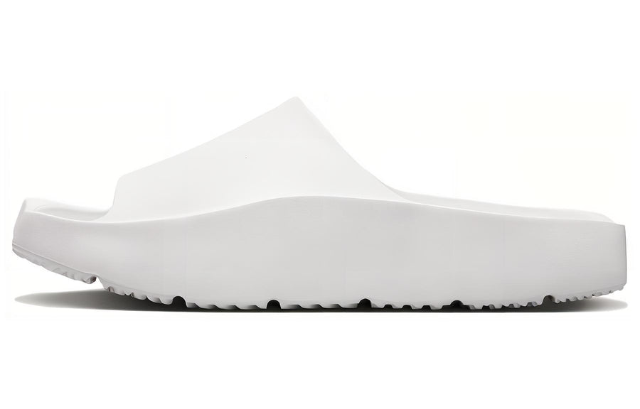 ナイキ Jordan Women's Hex Slide "Off White" DQ8992-100
