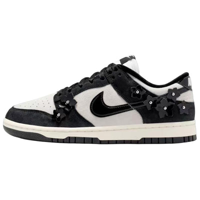 ナイキ ダンク Nike Women's Dunk Low SE "Black/Sail" IV4726-002