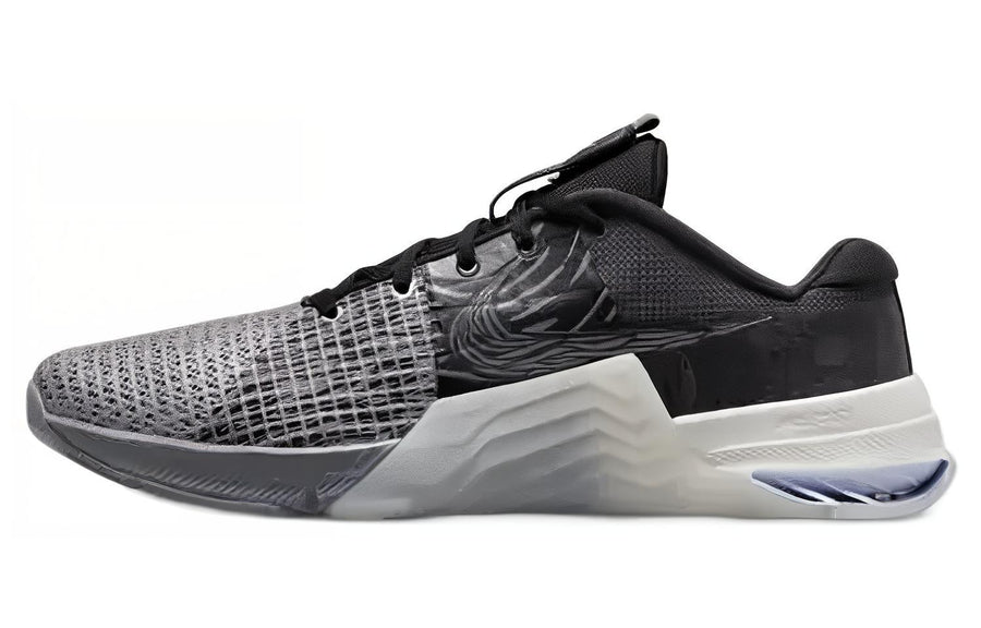ナイキ Nike Metcon 8 AMP "Dark Smoke Grey/Black" DQ4675-001