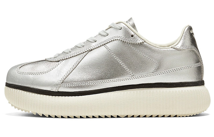 オニツカタイガー Onitsuka Tiger Delecity "Pure Silver" 1183B941-020