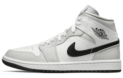 エアジョーダン1 Nike Women's Air Jordan 1 Mid "Grey Fog/White/Black" BQ6472-015