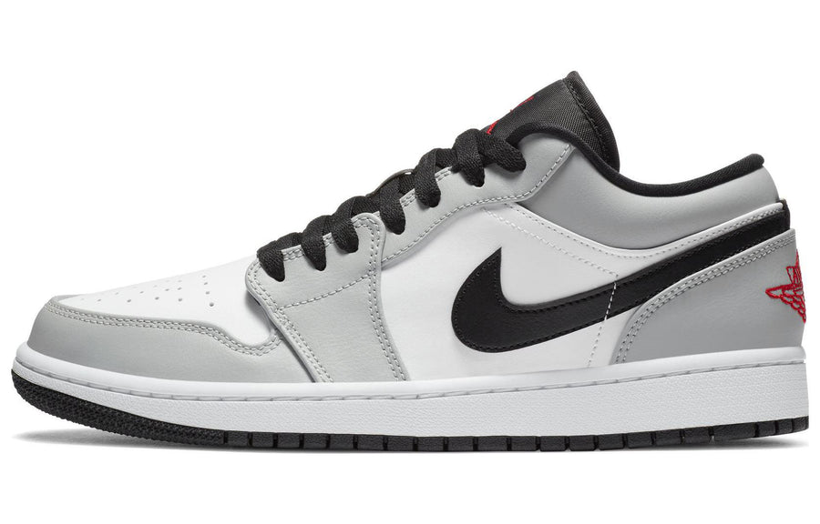エアジョーダン1 Nike Air Jordan 1 Low "Light Smoke Grey" 553558-030
