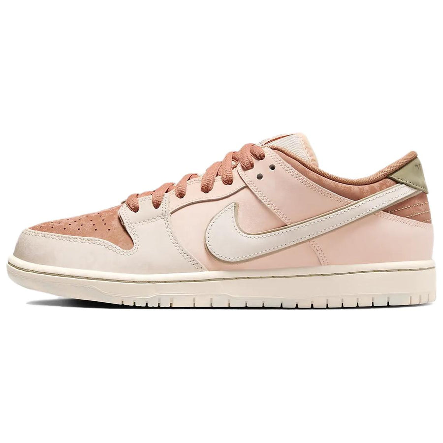 ナイキ SB ダンク Nike SB Dunk Low Pro PRM "Crimson Tint and Amber Brown/Trocadero Gardens" FV5926-200