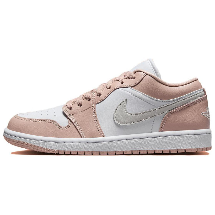 エアジョーダン1 Nike Women's Air Jordan 1 Low "Crimson Tint" DC0774-120