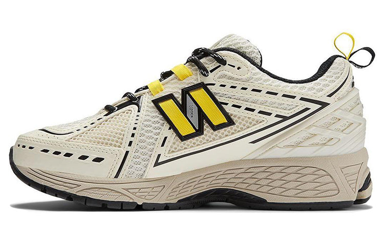 ニューバランス 1906R GANNI × New Balance 1906R "Off White" M1906RGG