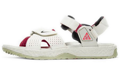 ナイキ ACG Nike ACG Deschutz Sandal "Spruce Aura/Laser Crimson/Black" CT2890-001