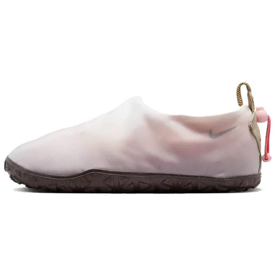 ナイキ Nike ACG Moc PRM "Sail/Neutral Olive/Apricot Agate/Baroque Brown" HF3410-100