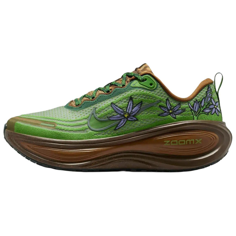 ナイキ ボメロ Nike Women's Vomero Plus Low "Doernbecher" IO7687-921