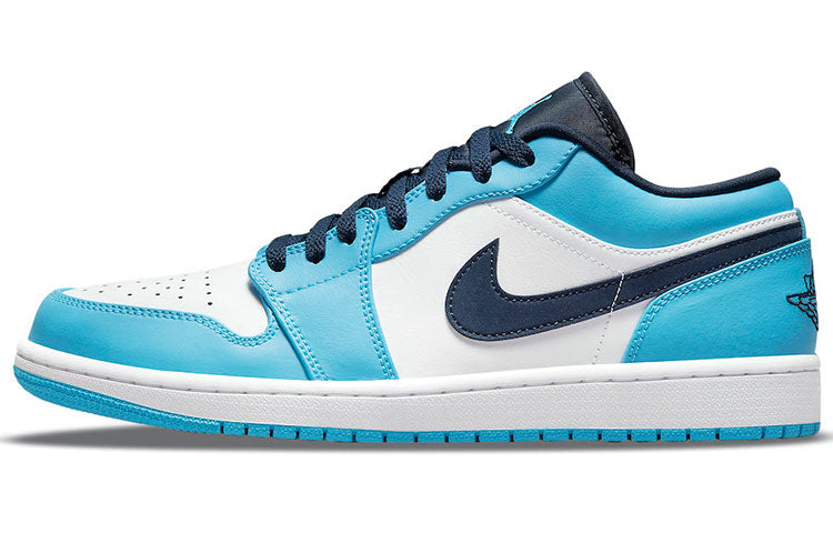 エアジョーダン1 Nike Air Jordan 1 Low "University Blue" 553558-144