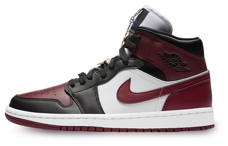 エアジョーダン1 Nike Women's Air Jordan 1 Mid "Dark Beetroot" CZ4385-016